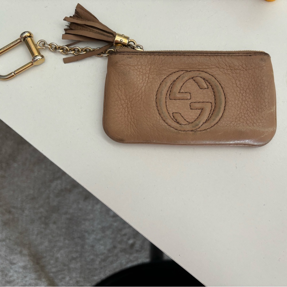 Gucci Soho disco tassel key chain wallet
